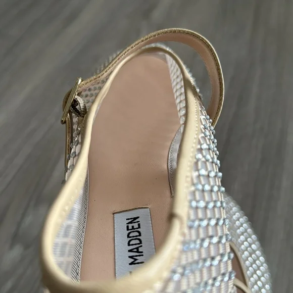Steve Madden Gold & Nude Mesh Mary Jane Flats - Picture 8 of 9